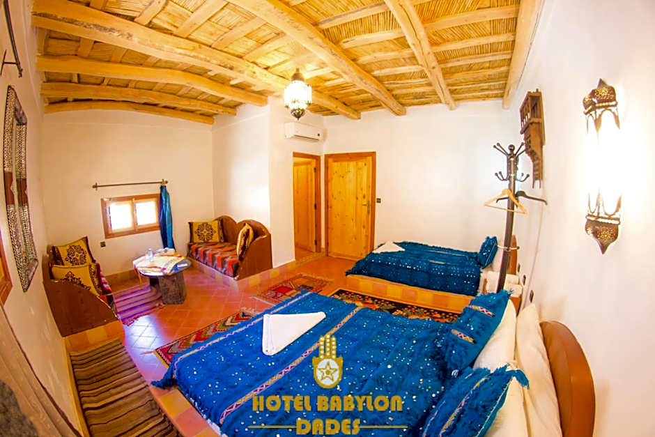 Hotel Babylon Dades
