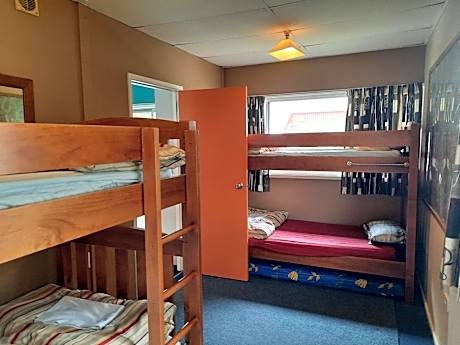 Bed in 8-Bed Mixed Dormitory Room