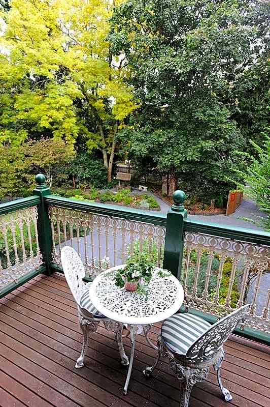 Mary Cards Coach House