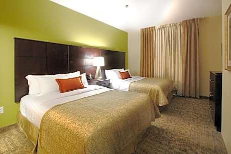 One-Bedroom Suite with Two Queen Beds