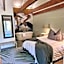 The Riverdeck Accommodation and Backpackers