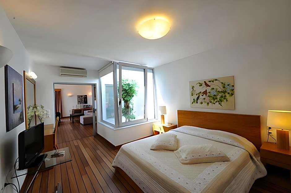 Kanapitsa Mare Hotel