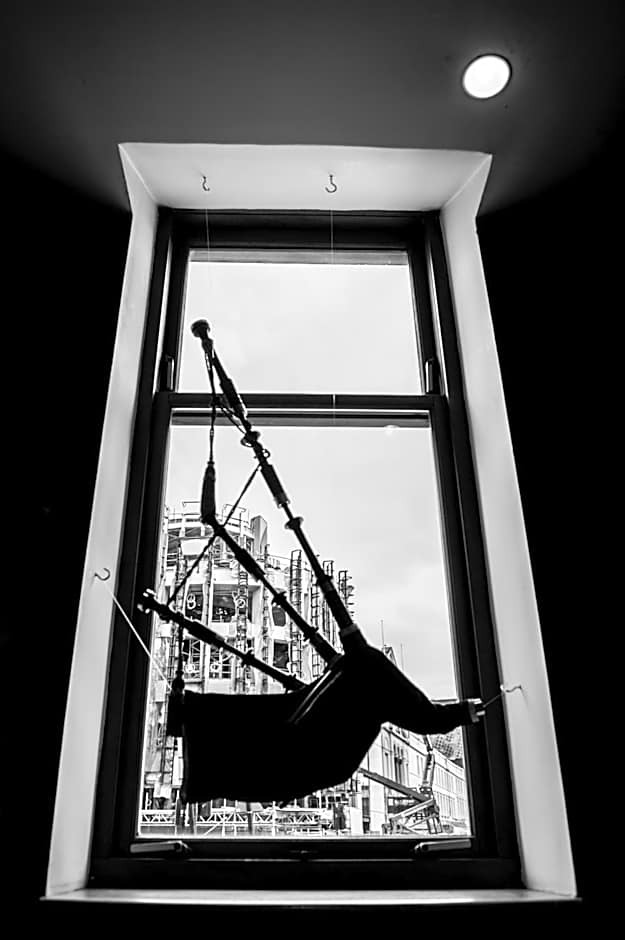 The Pipers' Tryst Hotel