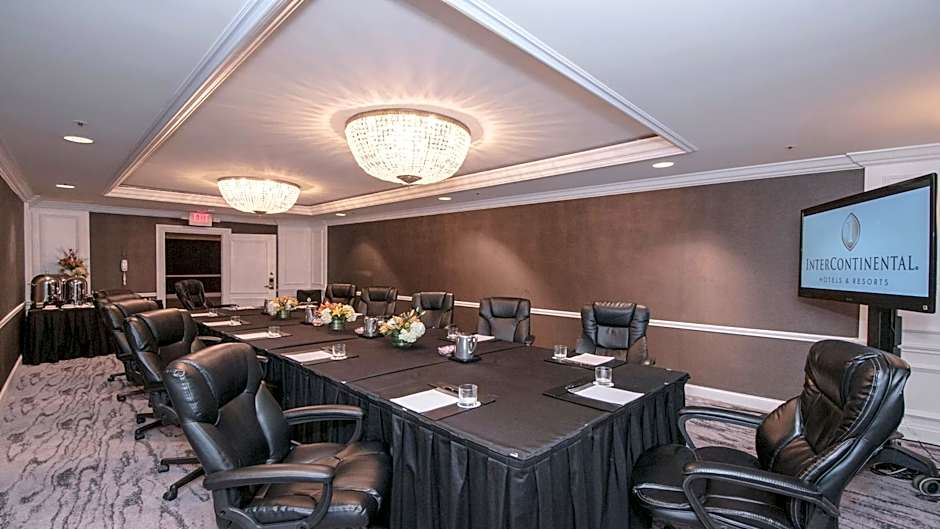 InterContinental Kansas City at the Plaza By IHG