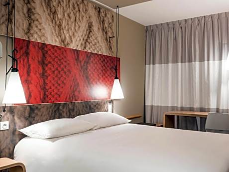 Standard Room with 1 double bed