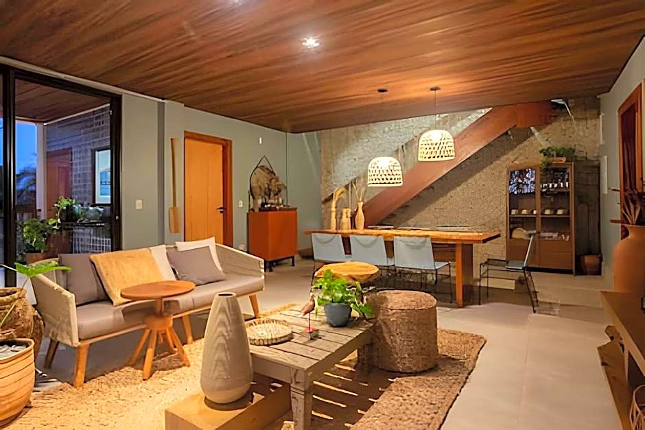 Casa confortável com vista mar e piscina