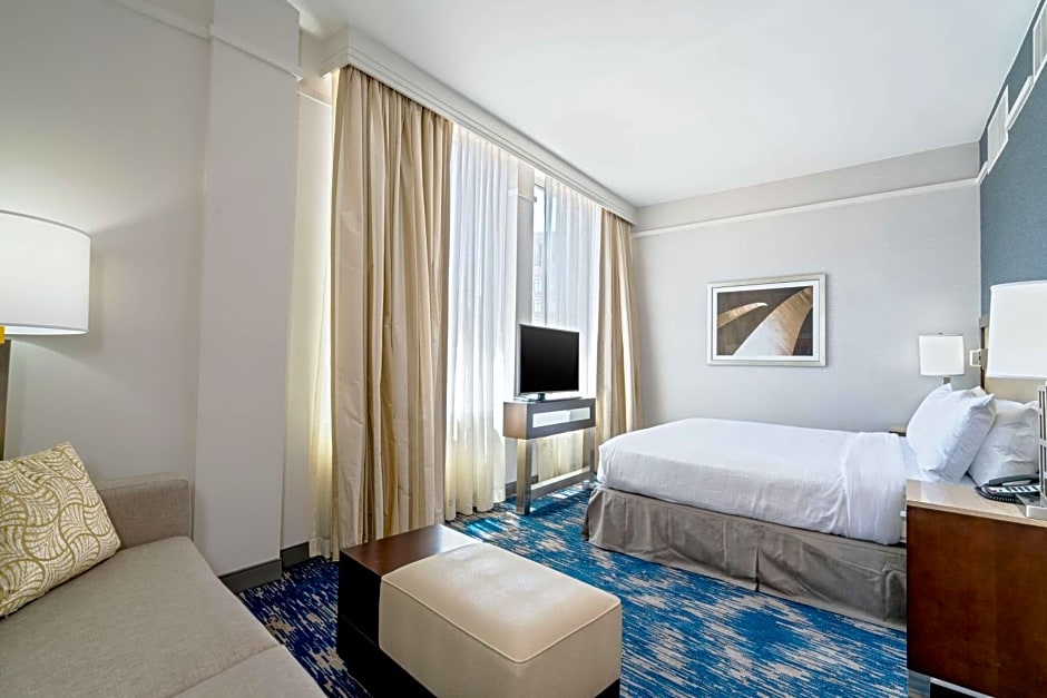 Embassy Suites By Hilton Hotel Alexandria-Old Town