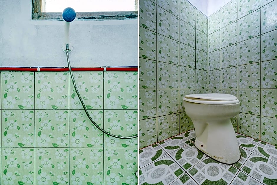 Vaccinated Staff - OYO II3676 Wisma Al-fahmi Syariah