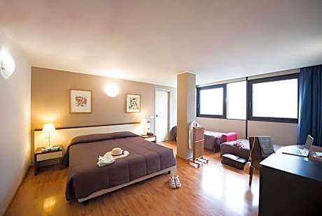 Ibis Styles Palermo Cristal