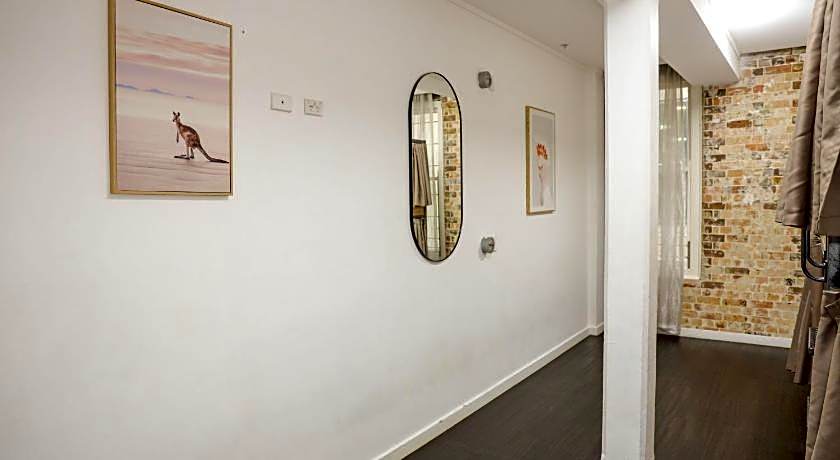 Base Sydney Hostel