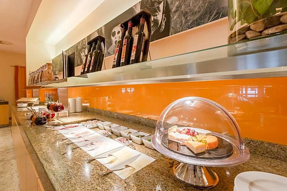 Mercure Hotel Koeln City Friesentrasse