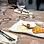 Hotel A Jayac - Logis Hotels