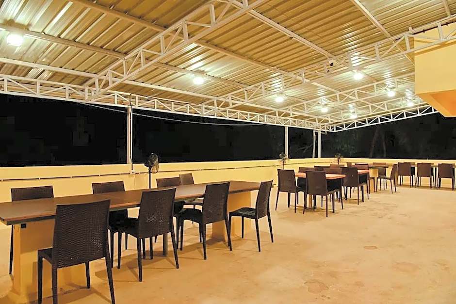 Malvan's Aishwarya Hotel
