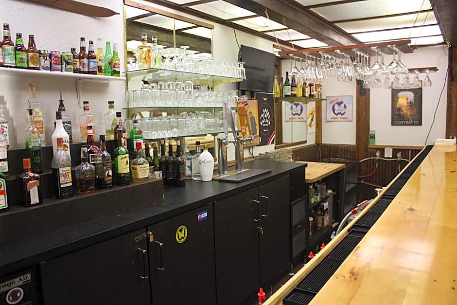 Monarch Mountain Lodge