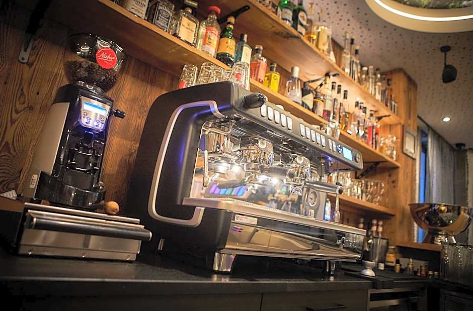 Hotel Astrid - Ski In - Ski Out