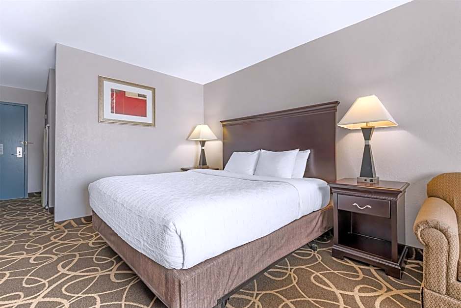 Best Western Plus Eau Claire Conference Center