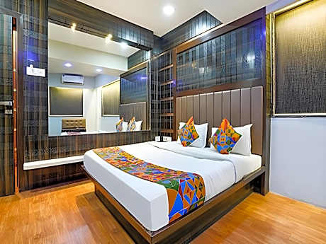 FabExpress Vinyasa Residency