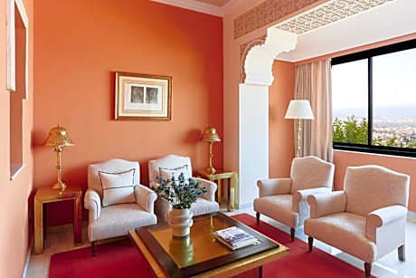 One-Bedroom Family Suite with Extra Single Beds