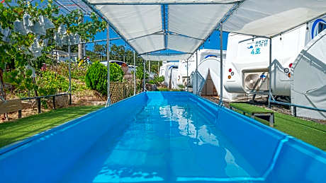 Pohang Puleungolae Caravan