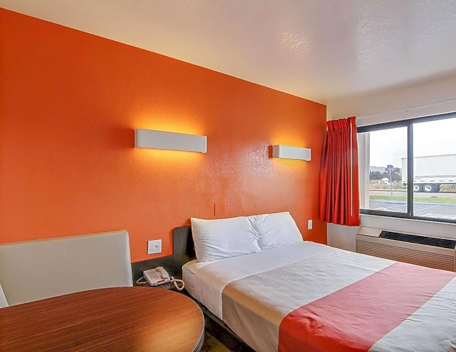 Motel 6-Buellton, CA - Solvang Area