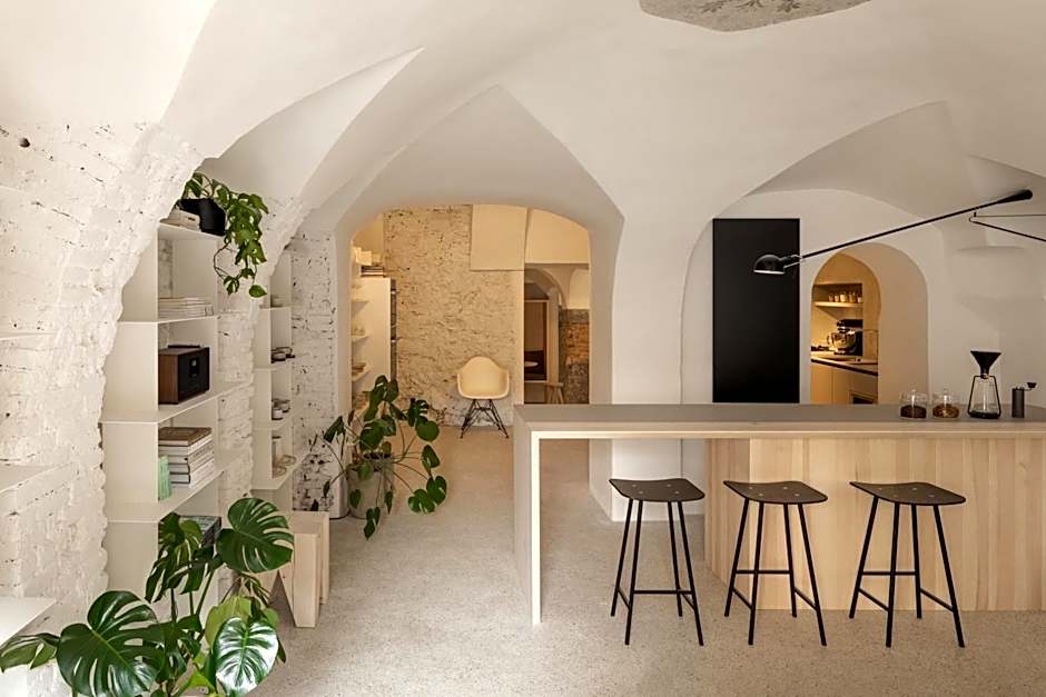 April1550 Boutique Hotel