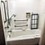 Holiday Inn Express & Suites Cheney By IHG