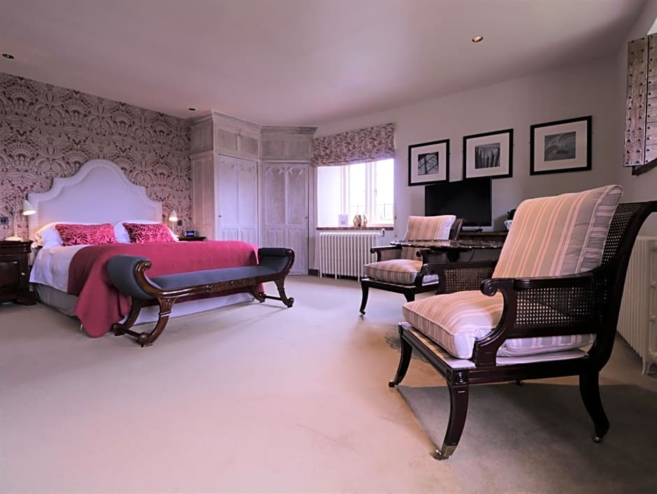 Leeds Castle Maiden's Tower