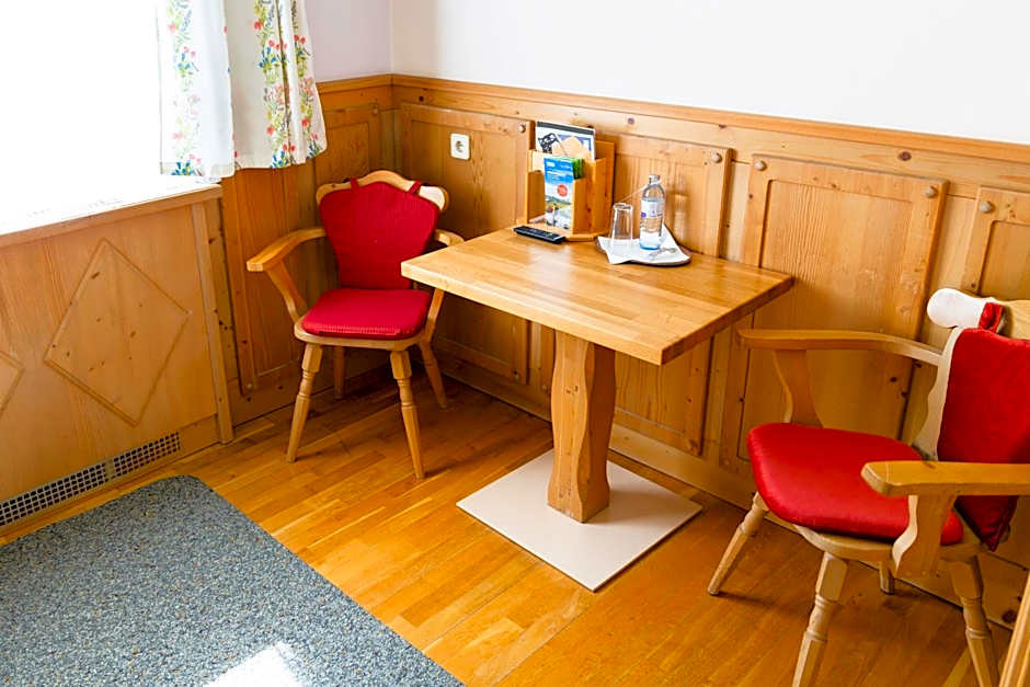 Scharfegger's Raxalpenhof - Zuhause am Land