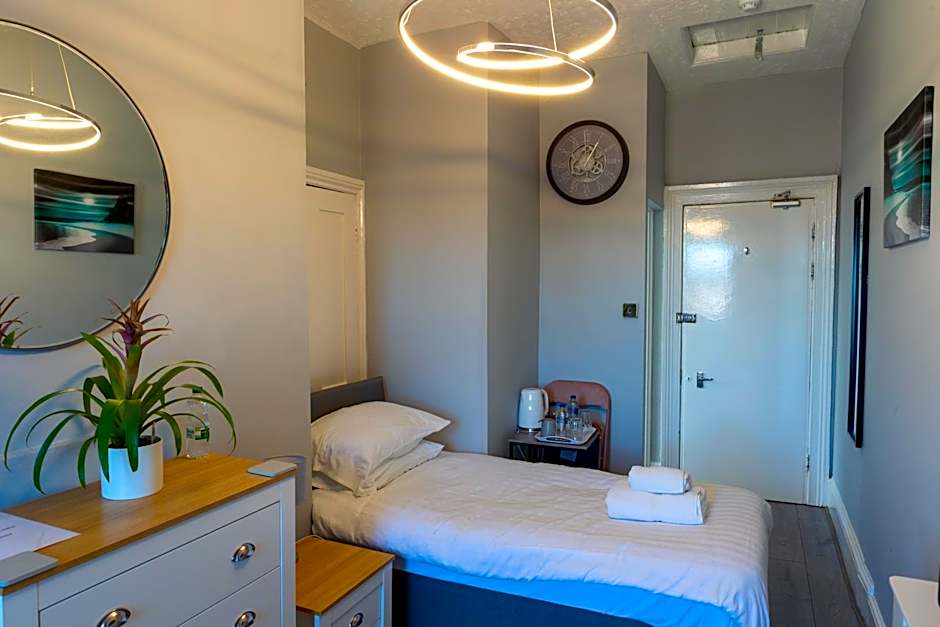 2 Beds — 8 fotoğraftan 1. fotoğraf