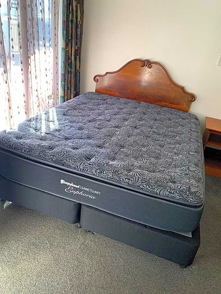 ASURE 755 Regal Court Motel