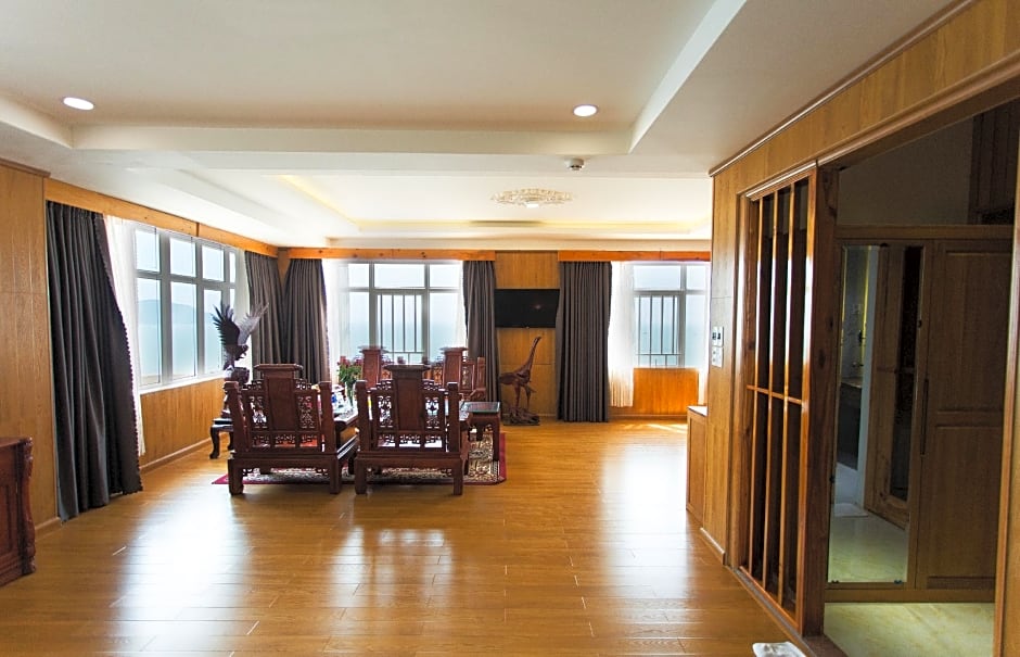 Hoang Yen Hotel 1