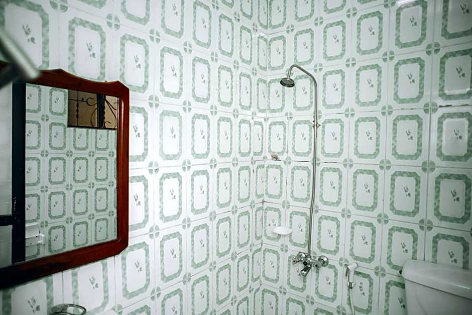 Arusha Giraffe Lodge