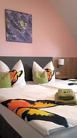 Deluxe Double Room with Shower