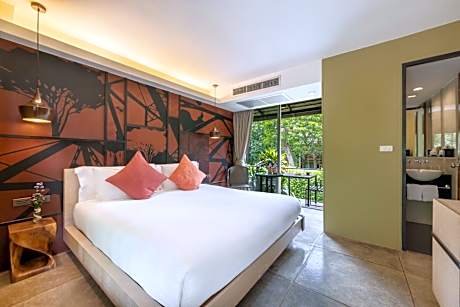 Superior Garden View ( 24 hours Use of Room )