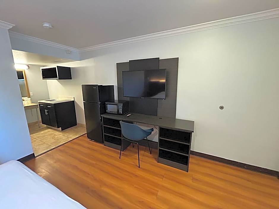 Studio 6 Mojave, CA - Airport