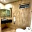 Hotel Arboledas Expo