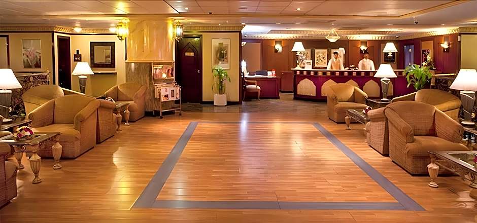 Landmark Plaza Hotel