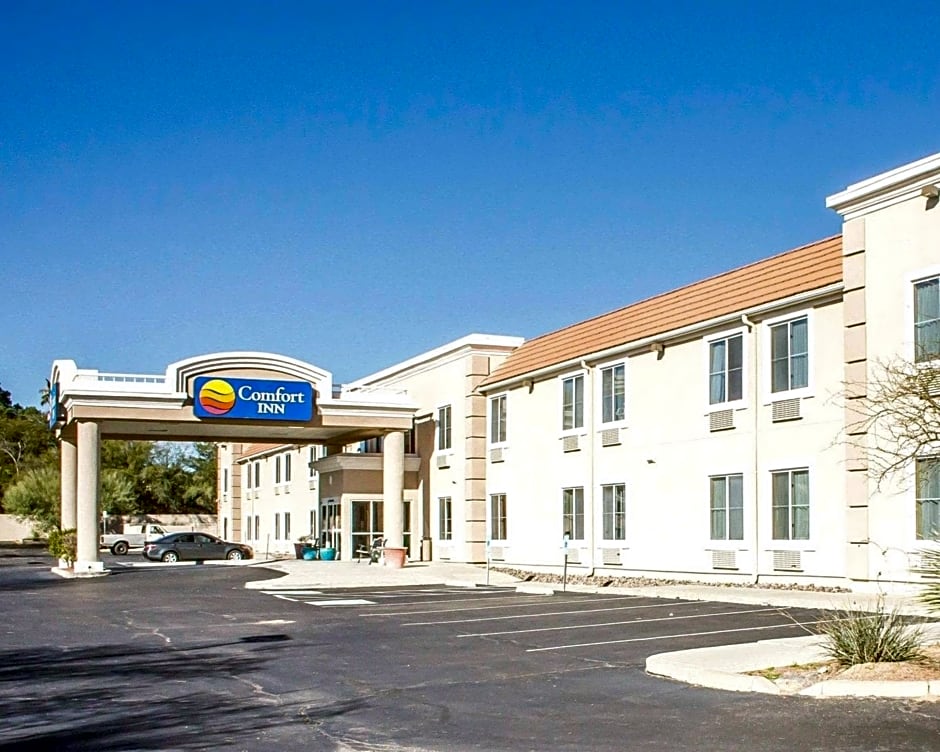 Comfort Inn Green Valley I-19