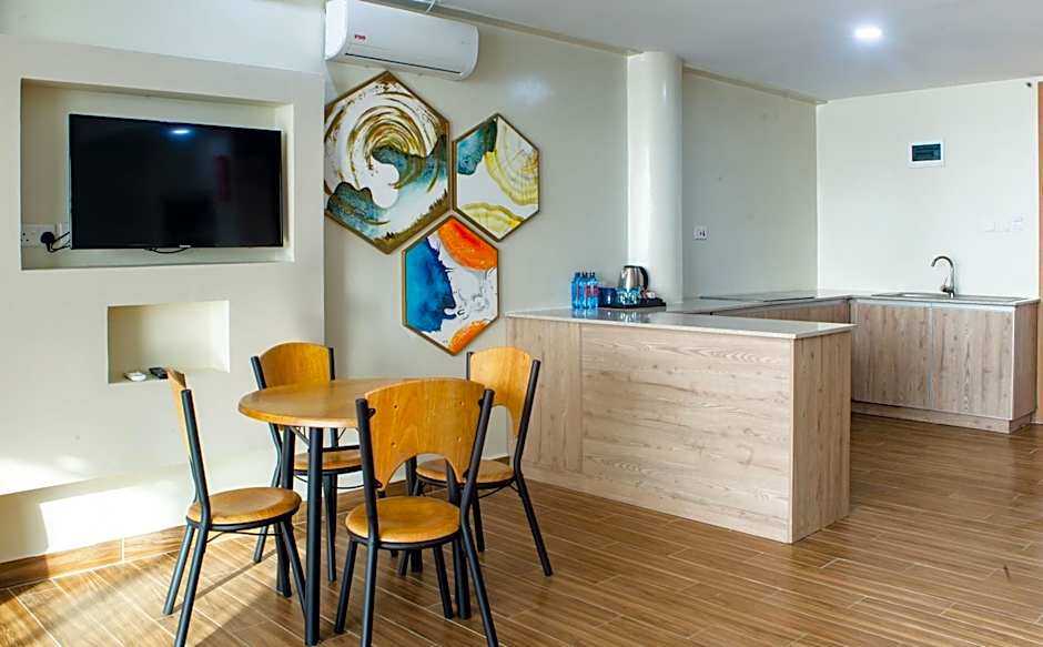 PrideInn Plaza Nairobi Airport