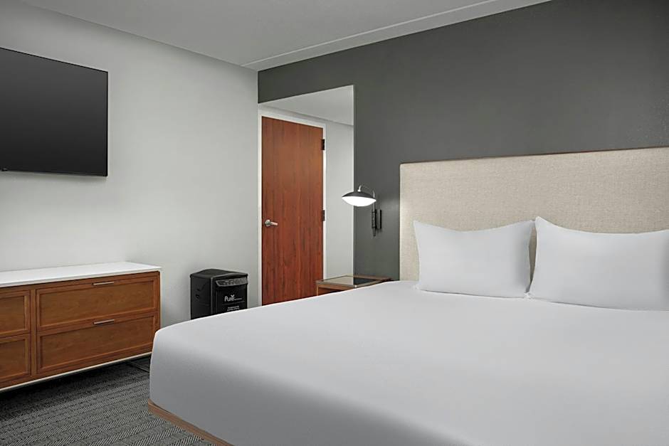 Courtyard by Marriott Bloomington
