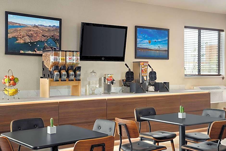 Travelodge by Wyndham Lake Havasu