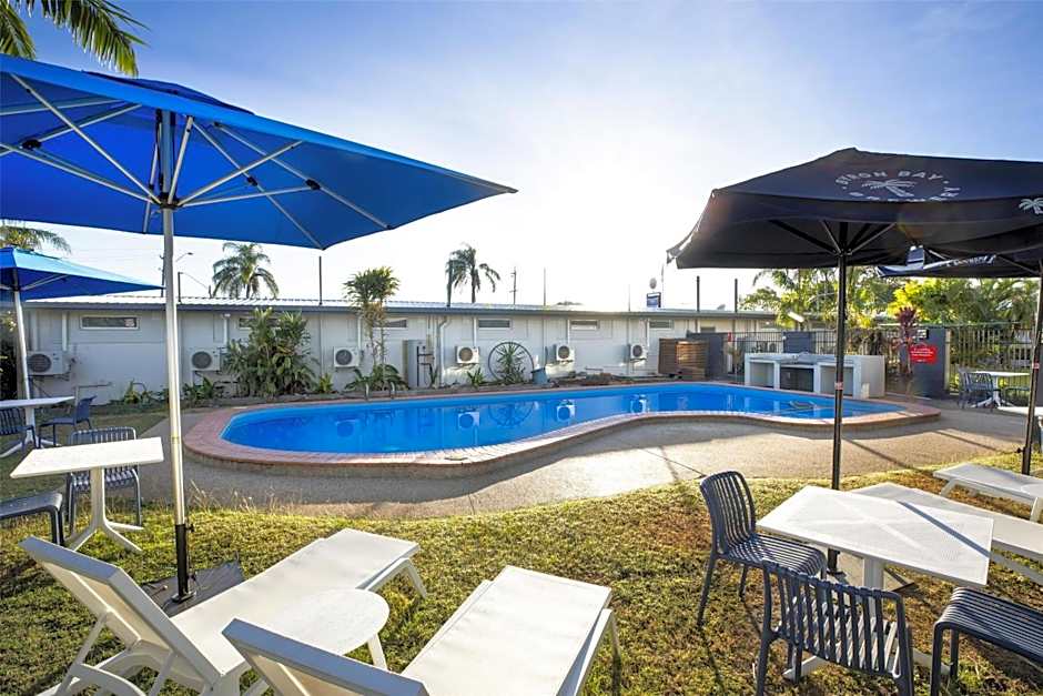 Nightcap at Queens Beach Hotel