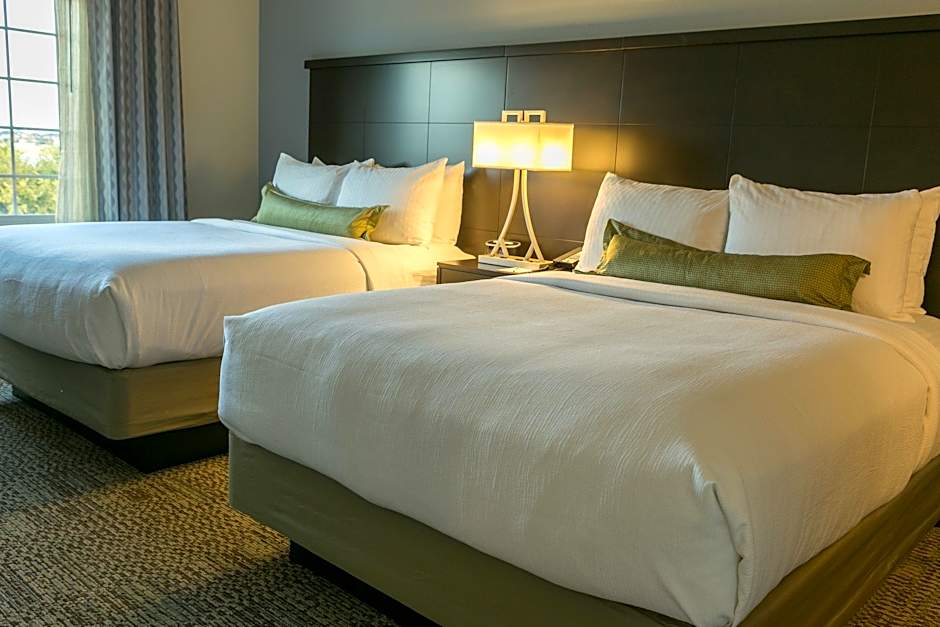 Photo 1 of 6 of 1 Bedroom 2 Queen Beds with Sofabed Suite