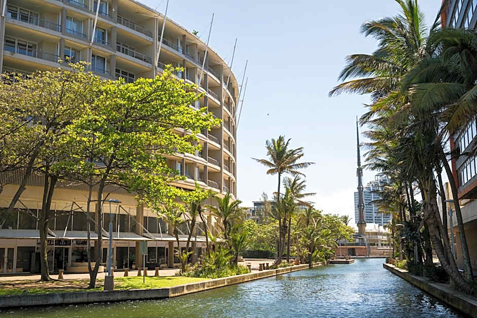 Stunning Sails on Point G405