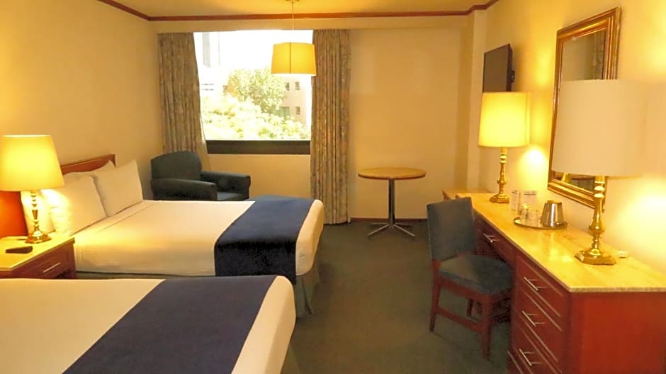 Hotel Bristol