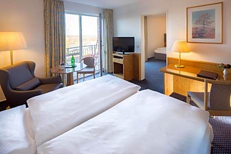 Triple Room with Private Bathroom