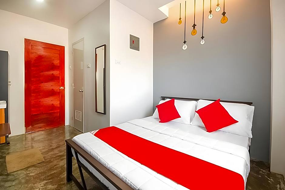 Pocket Hotel Bunks and Breakfast