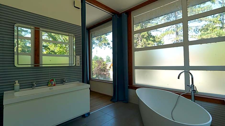 VilLa AdeLe