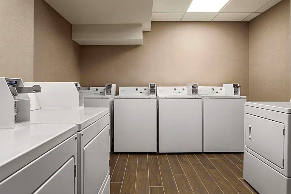 Residence Inn by Marriott New York JFK Airport