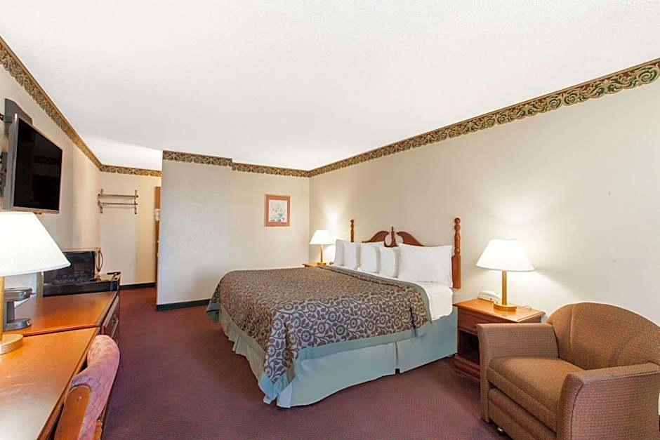 Days Inn by Wyndham Erick